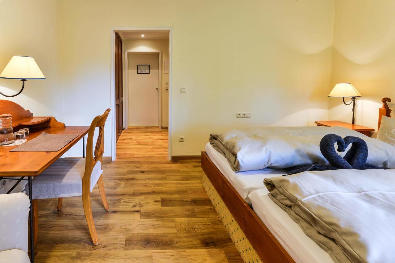 Seinz Wisdom Resort - Bio-Hotel Vegan-Vegetarisch Bad Kohlgrub Exteriör bild